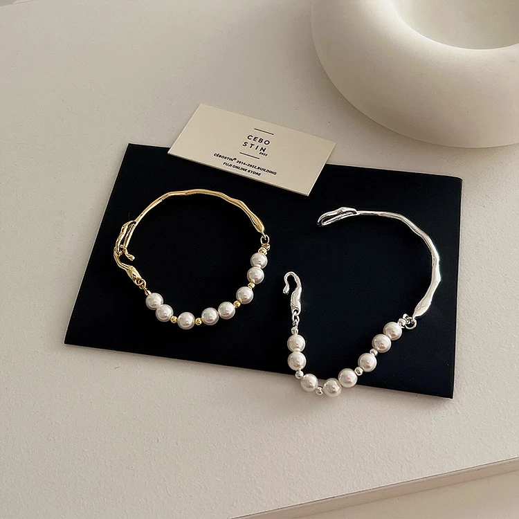 Niche Design onregelmatige metalen parel armband voor dames, retro persoonlijkheid en minimalisme, past overal bij, sierlijke fashion statement.