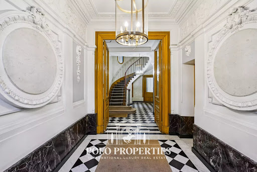 Apartment 3