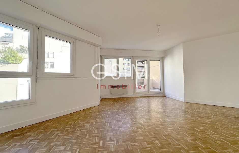 Location  appartement 5 pièces 108 m² à Vanves (92170), 2 300 €