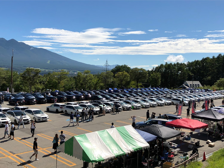 レヴォーグの全国ミーティングに関するカスタム事例の投稿画像3枚目