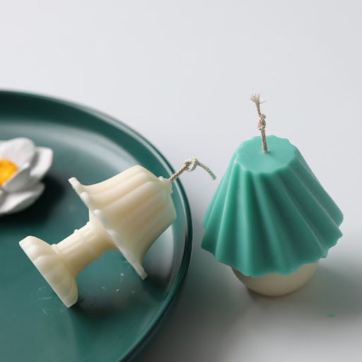 Title 3, Fashionable simple household candle ornaments. ...