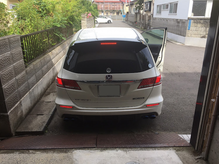 オデッセイの車高調整・DIYに関するカスタム事例の投稿画像2枚目