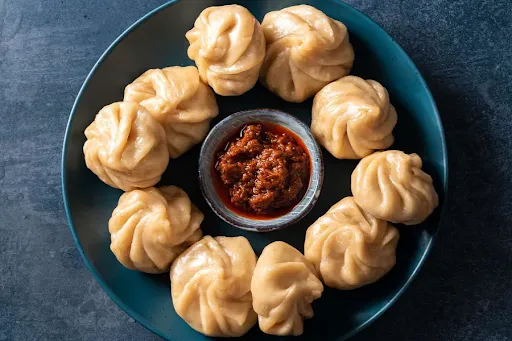 Veg Steam Momos (6 Pcs)