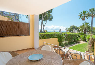 Apartment with terrace and pool 7