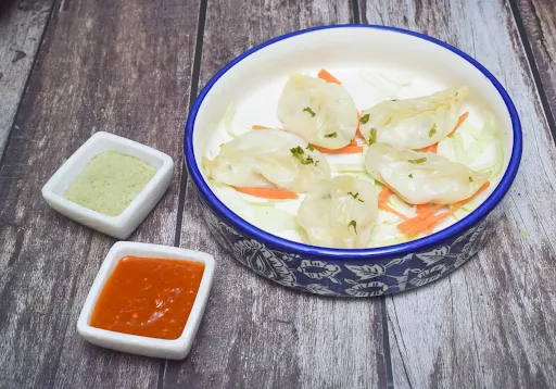 Veg Steamed Momos [8 Pieces]