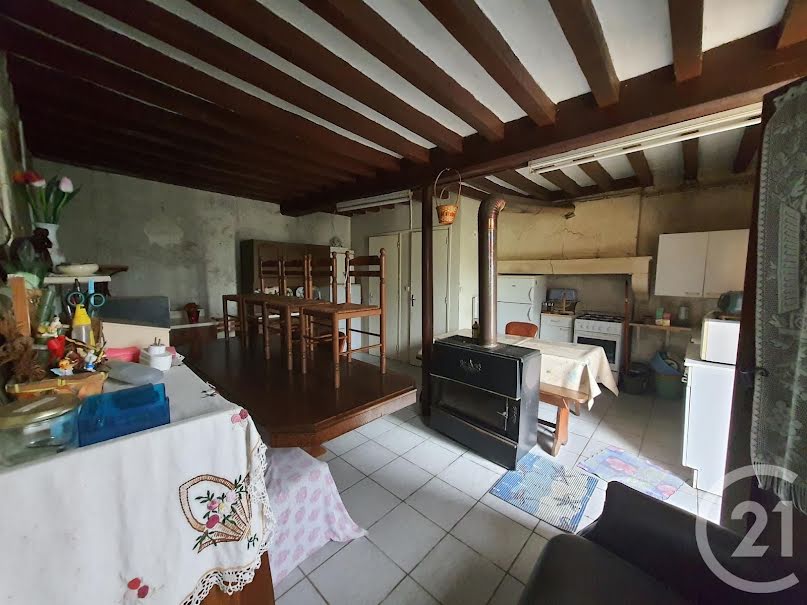 Vente maison 3 pièces 70.54 m² à Parigny-la-Rose (58210), 57 000 €