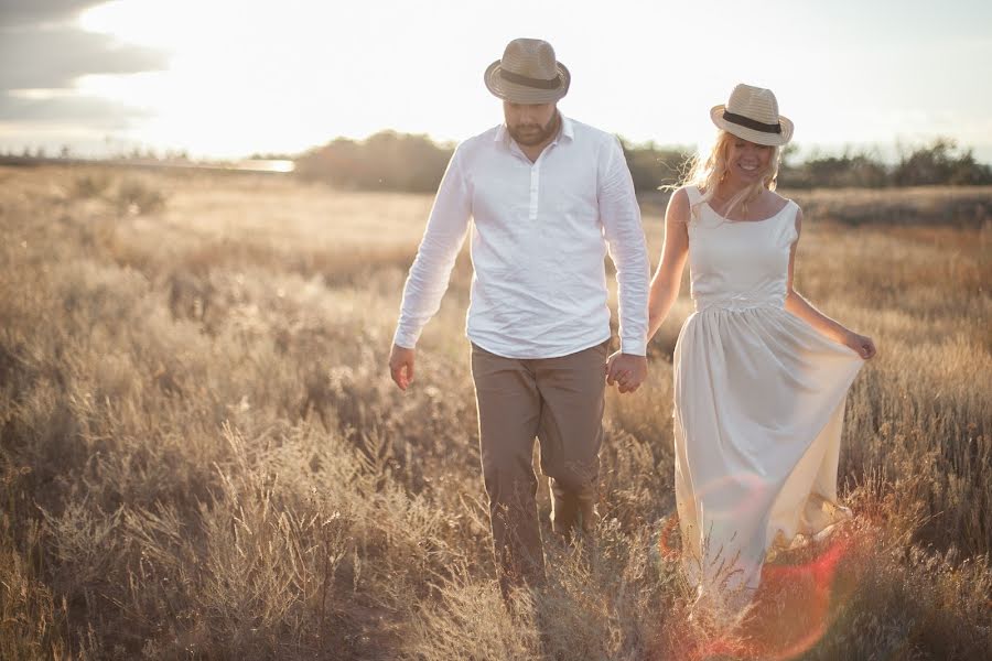 Wedding photographer Kseniya Belova-Reshetova (belove). Photo of 17 September 2014