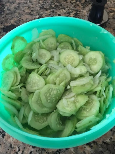 Crisp cucumber salad with onions