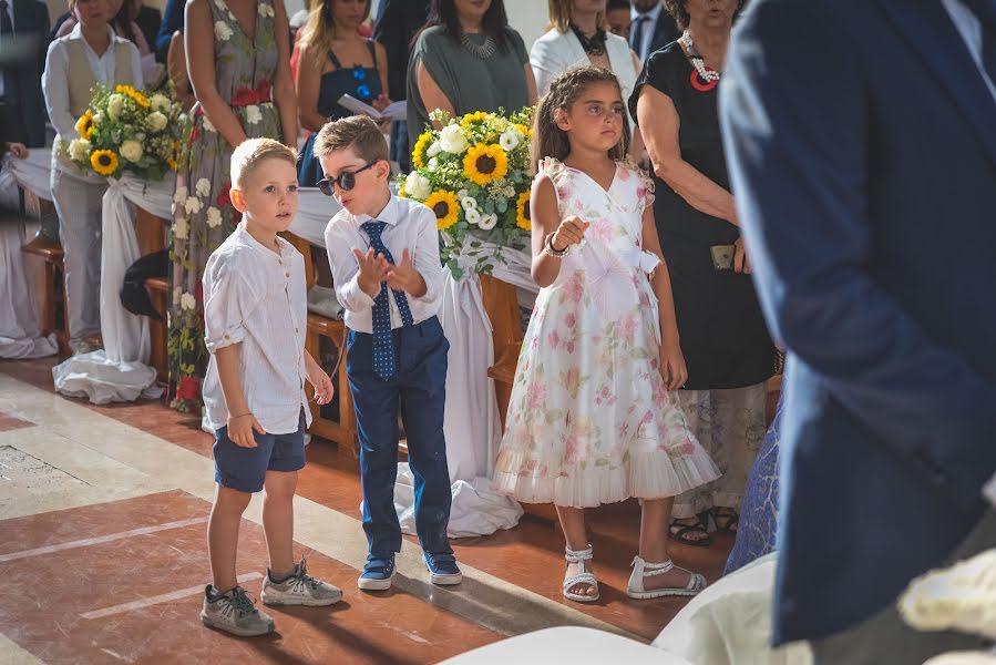 Fotografo di matrimoni Luca Caparrelli (lucacaparrelli). Foto del 4 novembre 2019