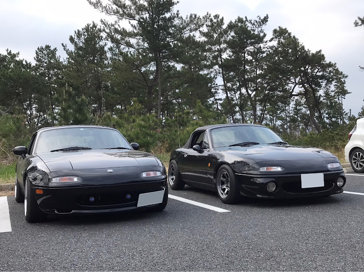 ロードスターの白煙チェック・ツーリング・レトロミーティング・ニュルブルクリンク・あれは…クサ◯さん⁉️に関するカスタム事例の投稿画像11枚目