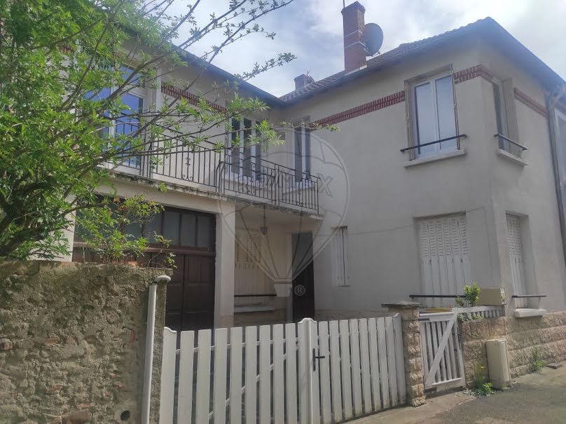 Vente maison 3 pièces 70 m² à Lapalisse (03120), 55 000 €