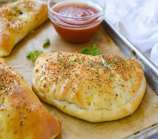 Desi Paneer Mushroom Calzone Pocket