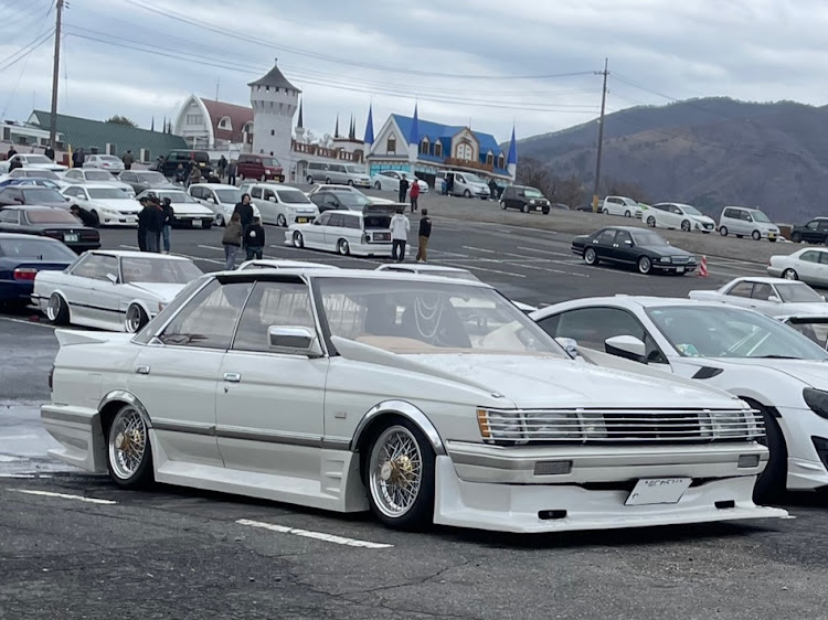 マークIIのグリル大百科・蒜山チャリティミーティング・素人DIY・ハイソカーに関するカスタム事例の投稿画像1枚目