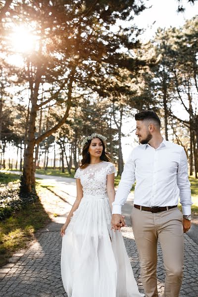 Wedding photographer Vitalii Shmil Reshetniak (shmil). Photo of 14 May 2019