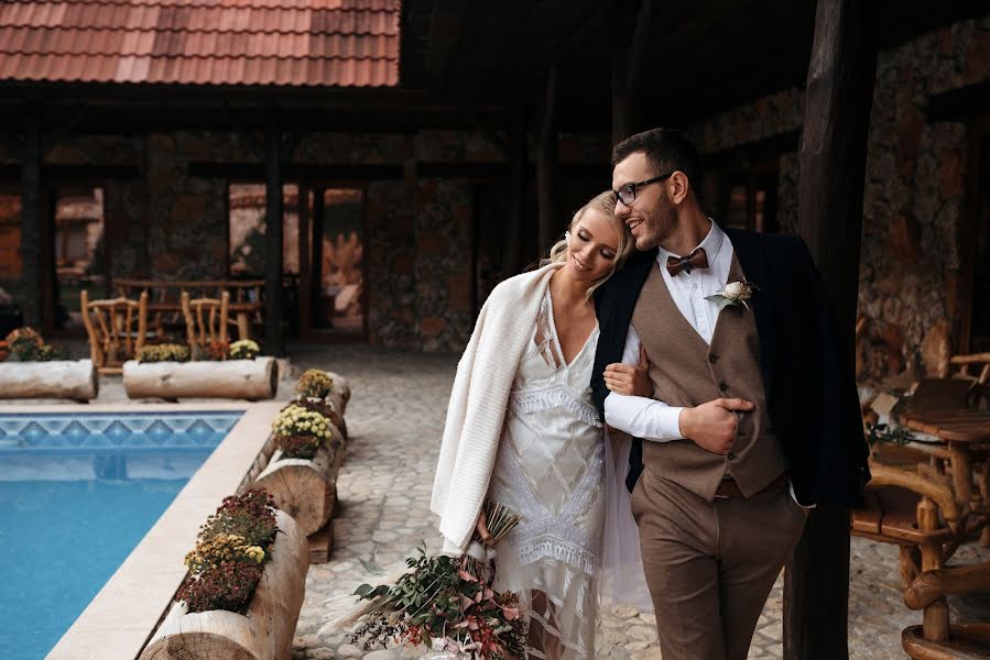 Fotógrafo de casamento Dima Hamaniuk (dgphoto). Foto de 17 de fevereiro 2021