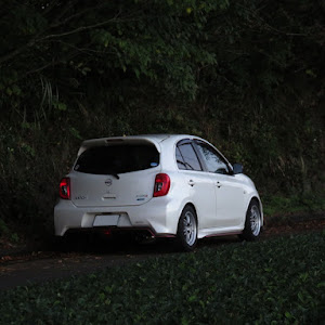 マーチのダウンサス・に関するカスタム事例｜車のカスタム