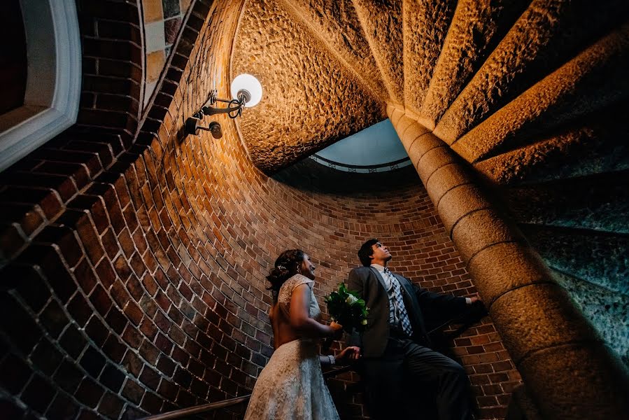 Fotógrafo de casamento Irina Pervushina (london2005). Foto de 14 de agosto 2018