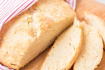 Homemade No-Yeast Bread
