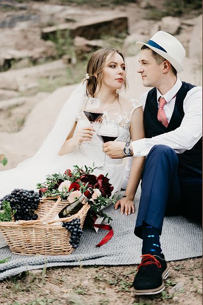 Fotógrafo de casamento Tatyana Timofeeva (twinslol). Foto de 6 de agosto 2017