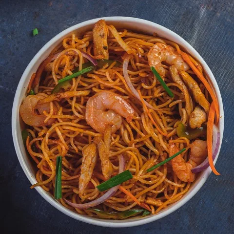 Schezwan Hakka Noodles