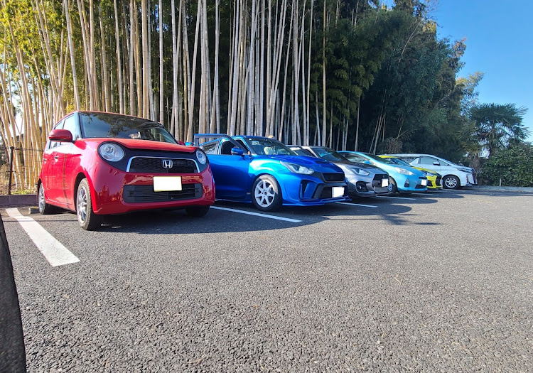 スイフトスポーツのTeamカレー味・お山ドライブ・やっぱりたのしい・来年もよろしくお願いしますに関するカスタム事例の投稿画像2枚目