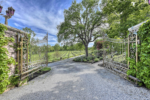 Property with garden 5