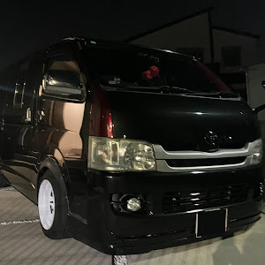 ハイエースバン TRH200V