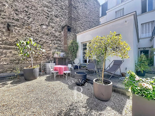 Apartment with terrace 2
