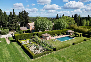 Maison avec piscine et terrasse 20