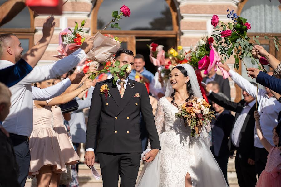 Svadobný fotograf Alex Pascariu (alexpascariu). Fotografia publikovaná 10. októbra 2023