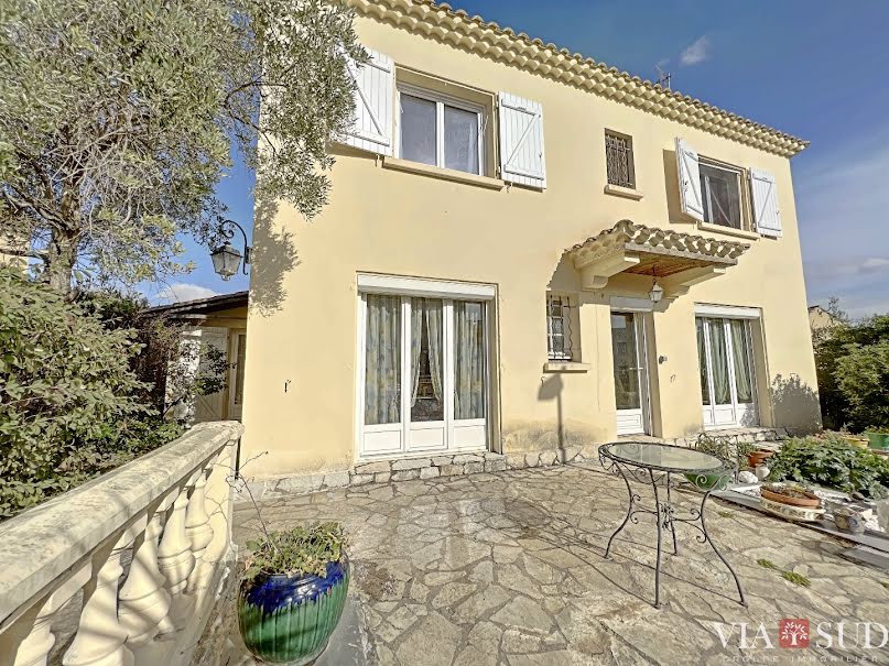 Vente maison 6 pièces 211 m² à Beziers (34500), 364 000 €