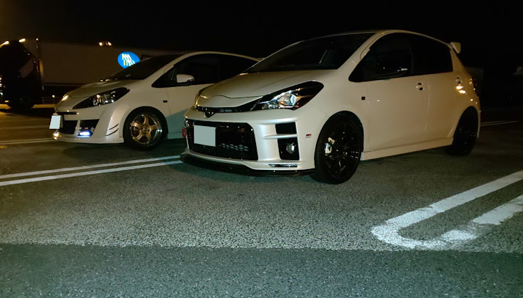 ヴィッツの字光式ナンバー愛好会・行ってよかった旅先は？に関するカスタム事例の投稿画像10枚目