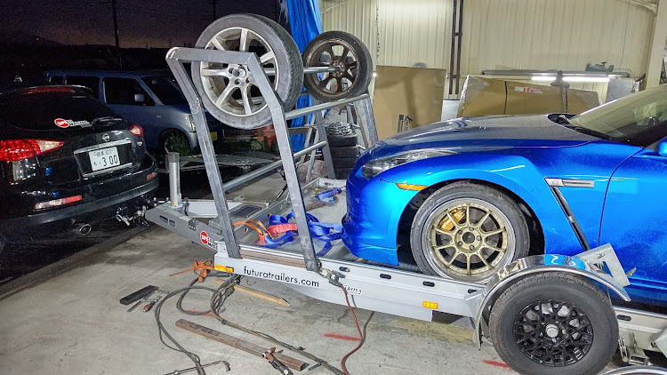 スカイラインクロスオーバーのいいね&コメントいつもありがとうございますに関するカスタム事例の投稿画像2枚目