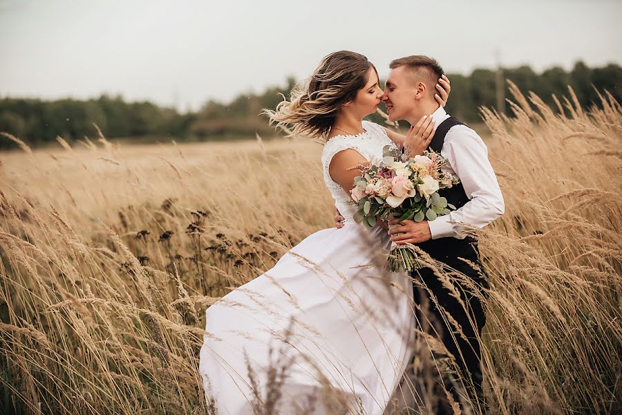 Wedding photographer Irina Kraynova (photo-kiss). Photo of 26 September 2017