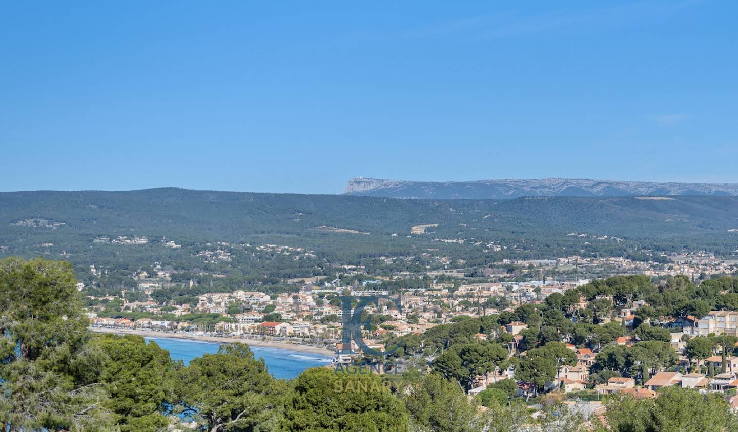 House with pool and terrace Saint-Cyr-sur-Mer