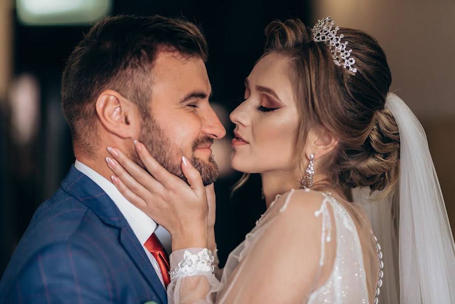 Fotógrafo de casamento Rostislav Pіchniy (pichnyi). Foto de 7 de março 2020