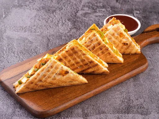Paneer Majedar Cheese Sandwich