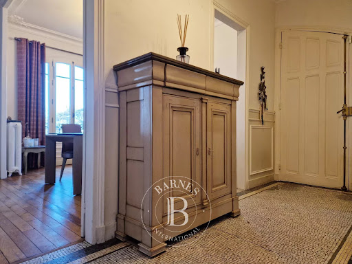 Maison contemporaine avec jardin et terrasse 3