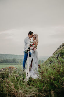 Fotógrafo de casamento Alina Petrova (alyapetrova). Foto de 16 de agosto 2018