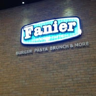 費尼餐廳 Fanier