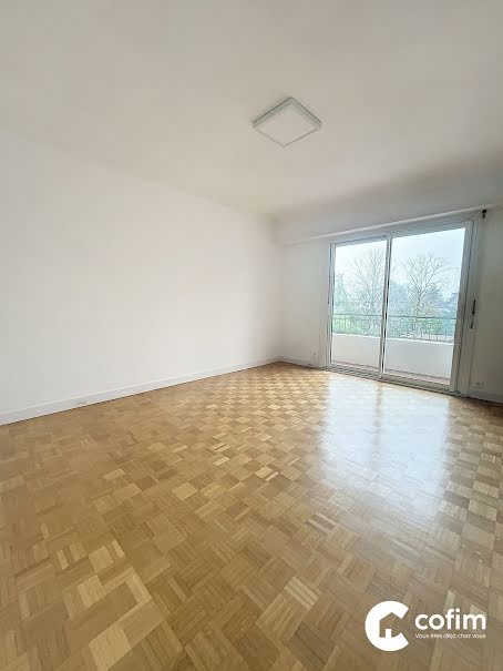 Location  appartement 2 pièces 51 m² à Pau (64000), 620 €