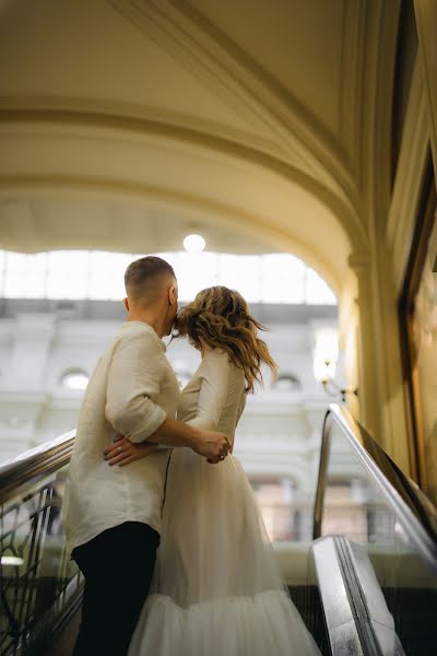 Wedding photographer Zhenya Istinova (mrsnobody). Photo of 11 August 2023