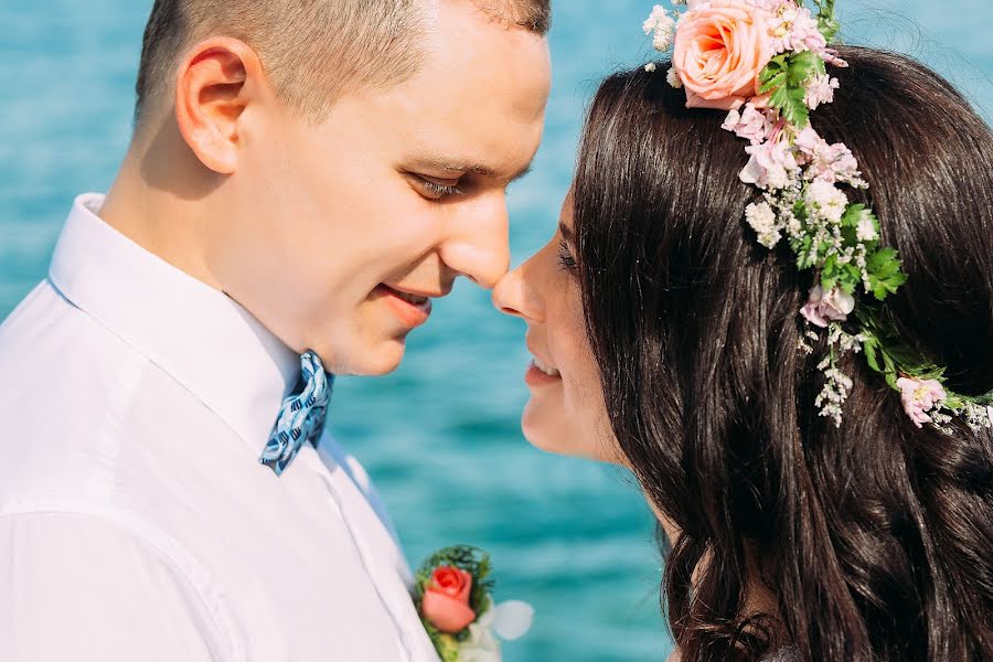 Wedding photographer Yana Terekhova (yanaterekhova). Photo of 21 April 2015