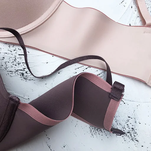 Title 3, Glossy Surface No Scratch Underwear Bra for Big...