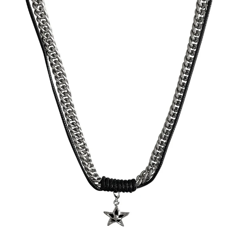 Collar Grueso Personalizado Estrella de Cinco Puntas Estilo Europeo y Americano Un accesorio audaz para expresar tu individualidad y estilo único.