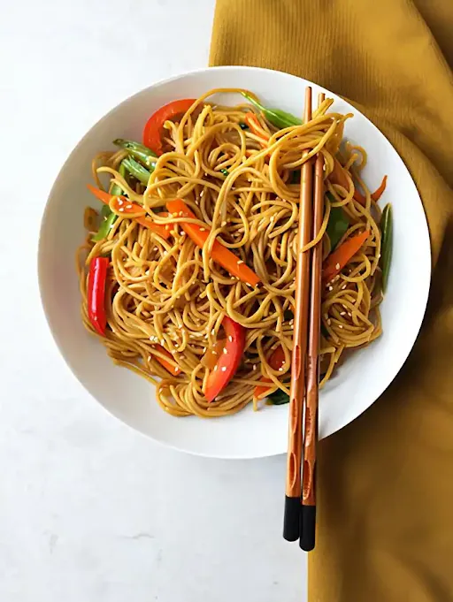 Veg Chilli Garlic Noodles