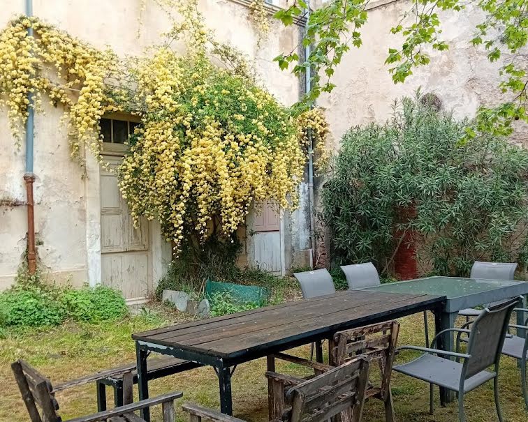 Vente appartement 3 pièces 66 m² à La Tour-d'Aigues (84240), 187 000 €