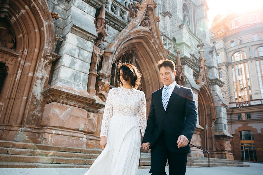 Fotografo di matrimoni Anton Kor (antonkor). Foto del 12 aprile 2019