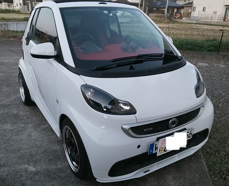 スマート フォーツー カブリオ BRABUS エクスクルーシブのmanayuki さんが投稿したカスタム事例の投稿画像1枚目