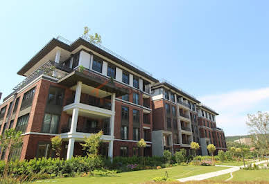 Appartement avec terrasse et piscine 8